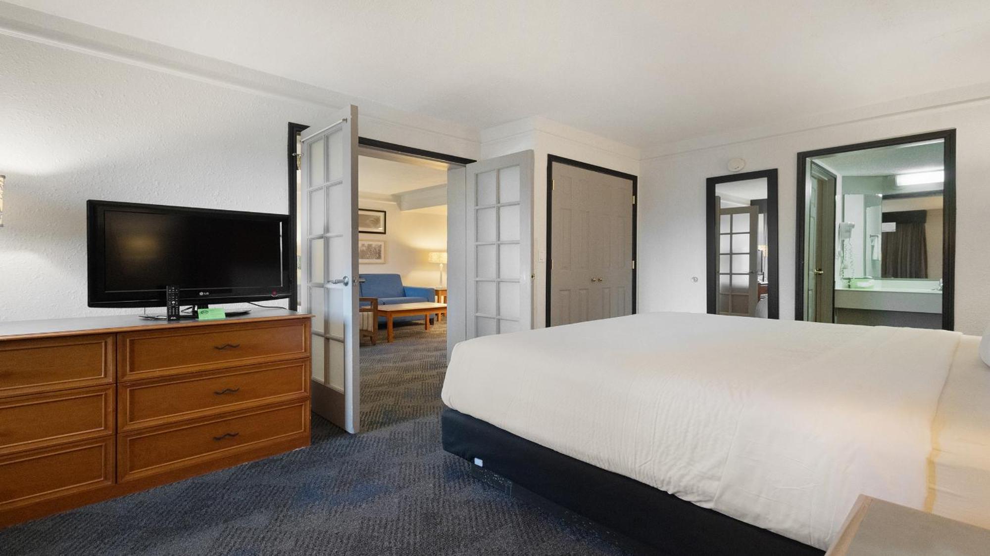Howard Johnson By Wyndham Sacramento Downtown Exteriér fotografie
