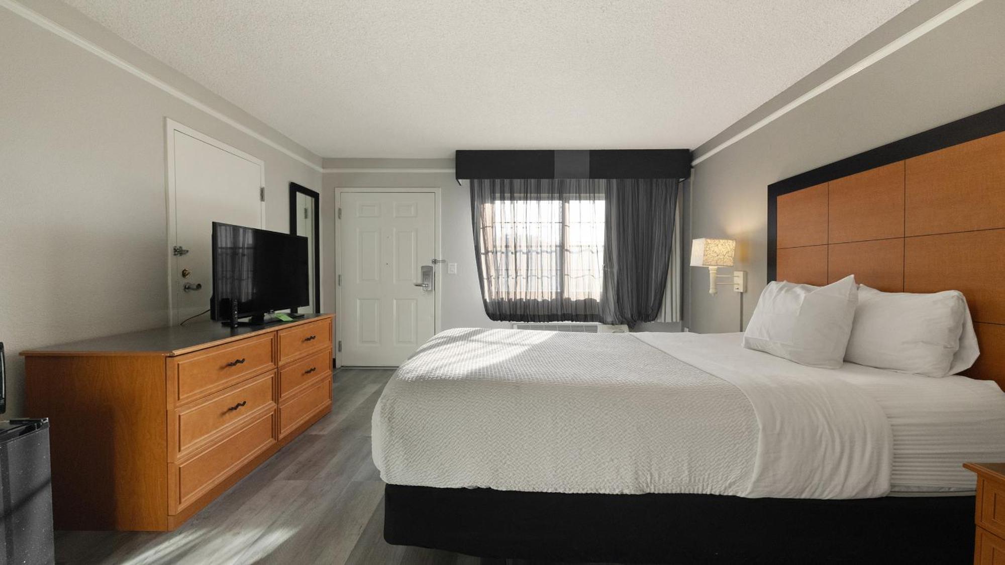 Howard Johnson By Wyndham Sacramento Downtown Exteriér fotografie